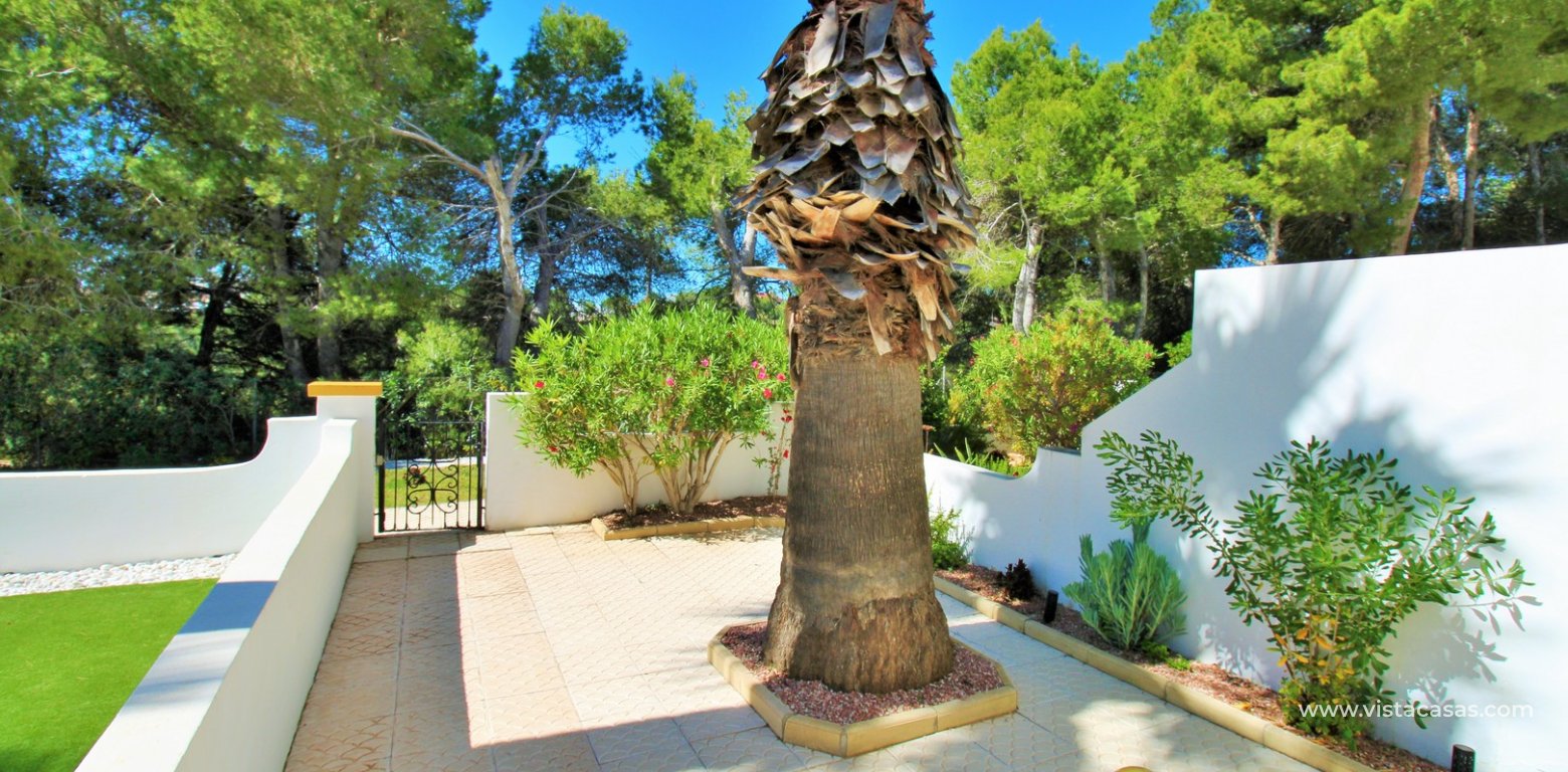 South Facing Sofia Townhouse For Sale in Valencias II Villamartin garden front
