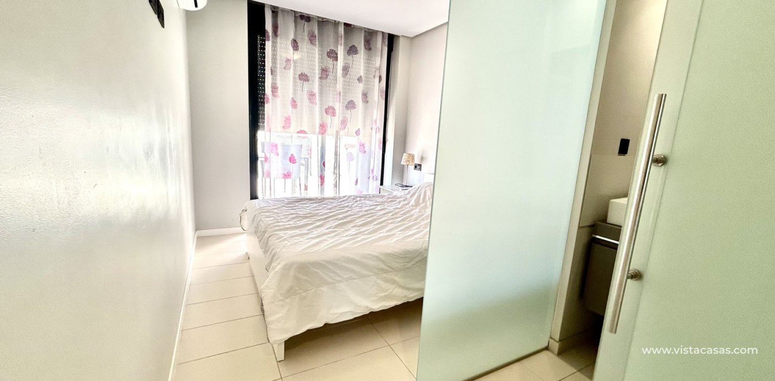 Resale - Apartment - Villamartin