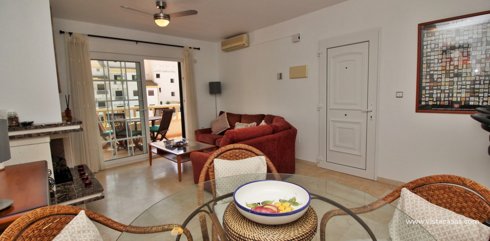 Top floor apartment for sale with garage in Las Ramblas golf Orihuela Costa dining area