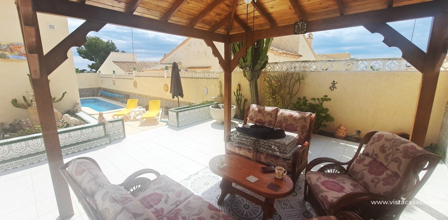 Resale - Villa - Villamartin