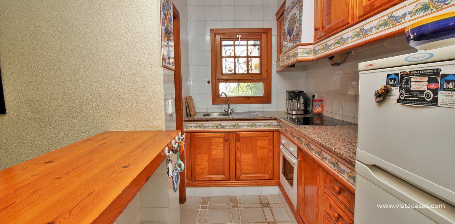 Ground floor apartment for sale in Valencias Villamartin kitchen