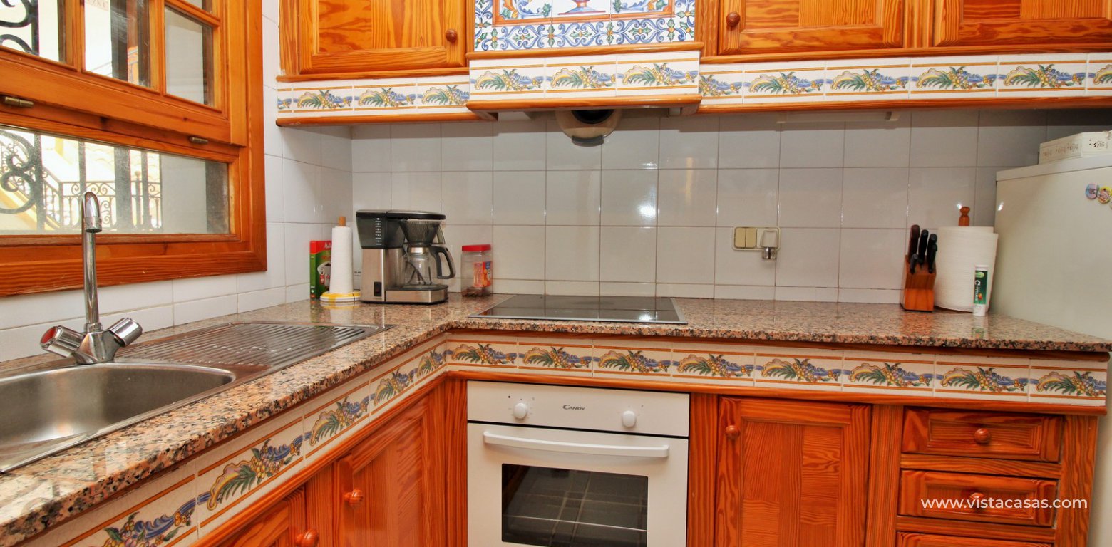 Ground floor apartment for sale in Valencias Villamartin kitchen 3