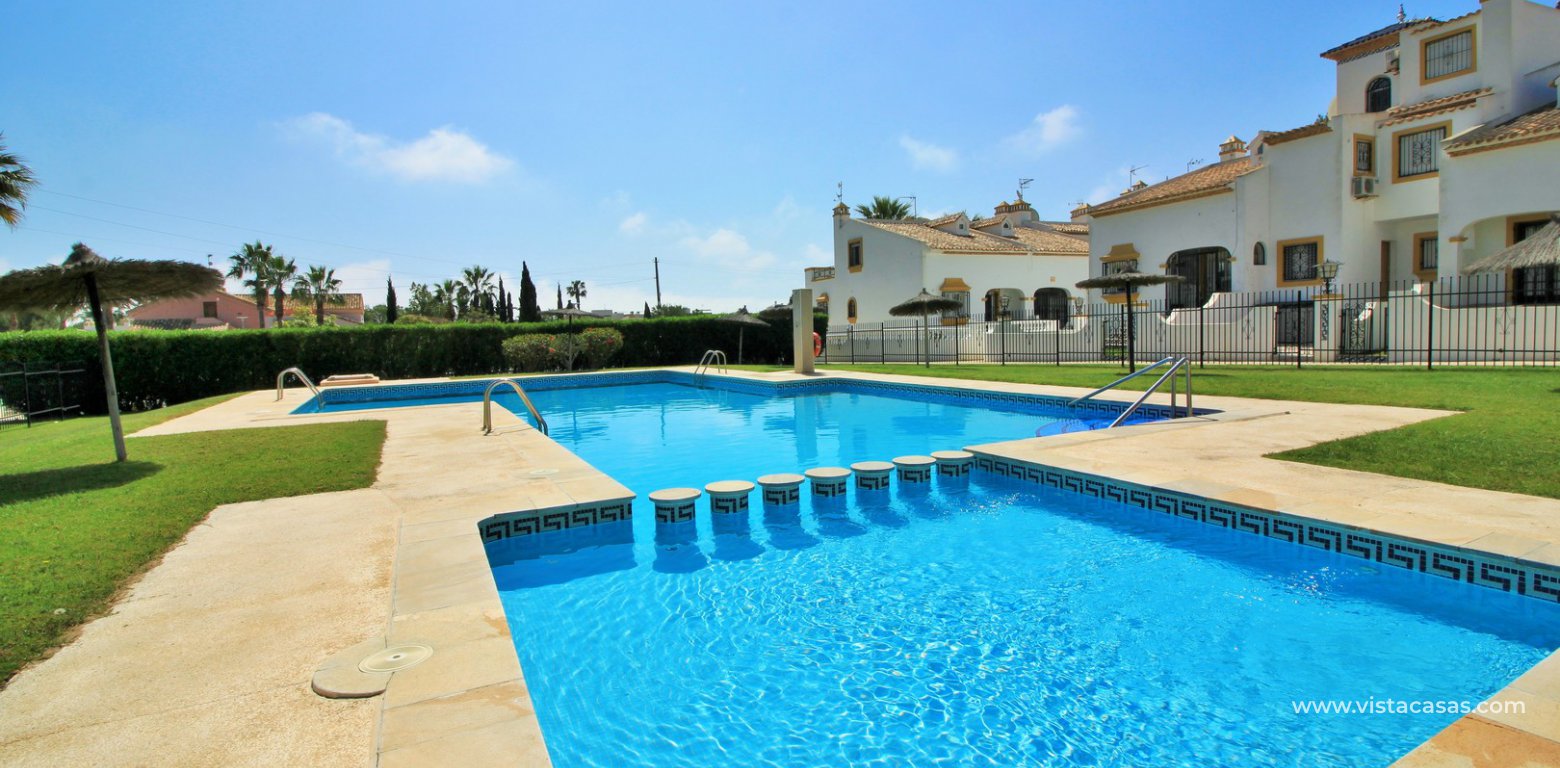 Ground floor apartment for sale in Valencias Villamartin communal swimming pool