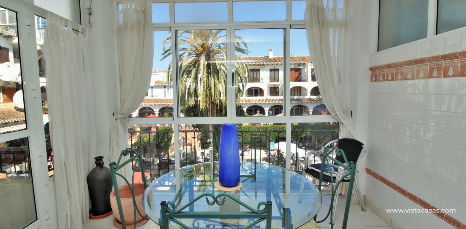 Apartment for sale in the Villamartin Plaza overlooking the square enclosed balcony