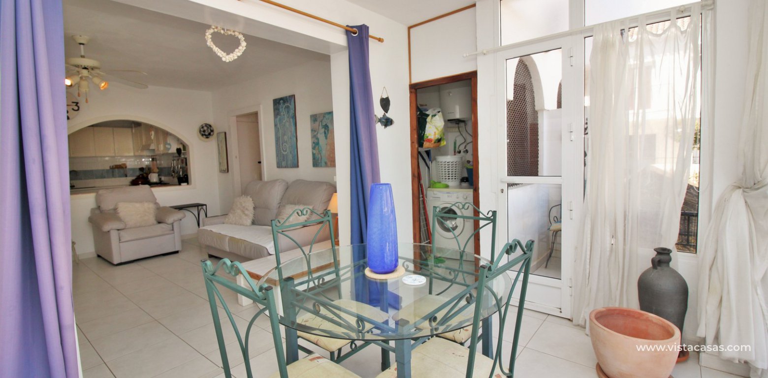 Apartment for sale in the Villamartin Plaza overlooking the square balcony