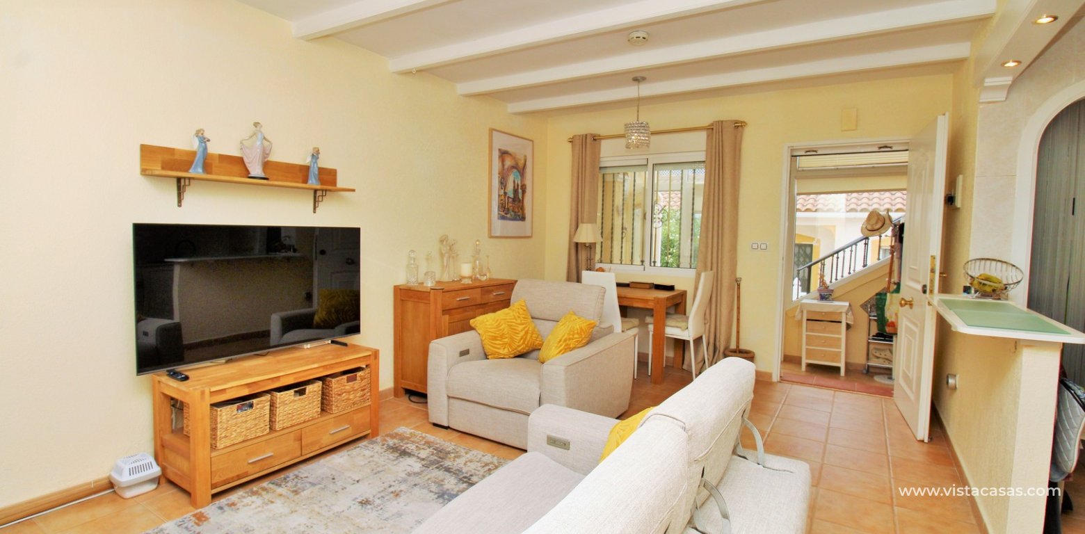 South Facing Bungalow for Sale in Villamartin lounge diner