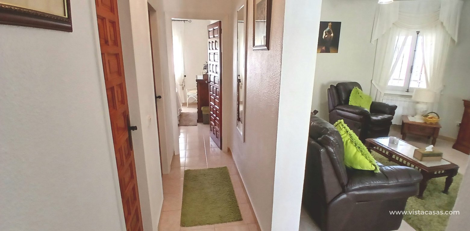 Resale - Villa - Villamartin