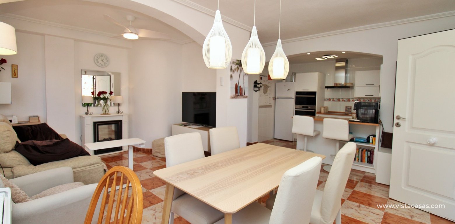 2 Bedroom Quad House For Sale in Lomas de Cabo Roig lounge