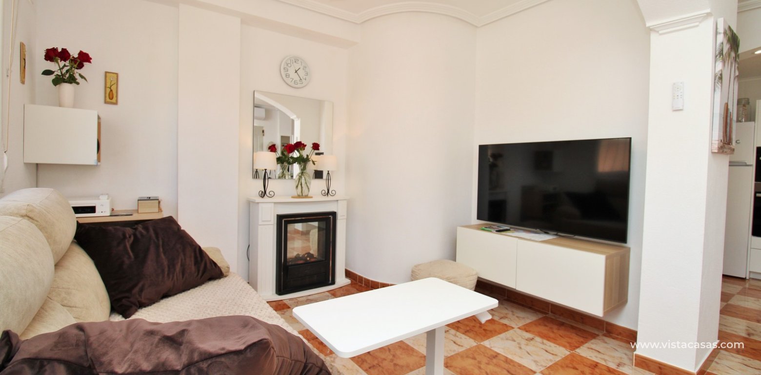 2 Bedroom Quad House For Sale in Lomas de Cabo Roig living room