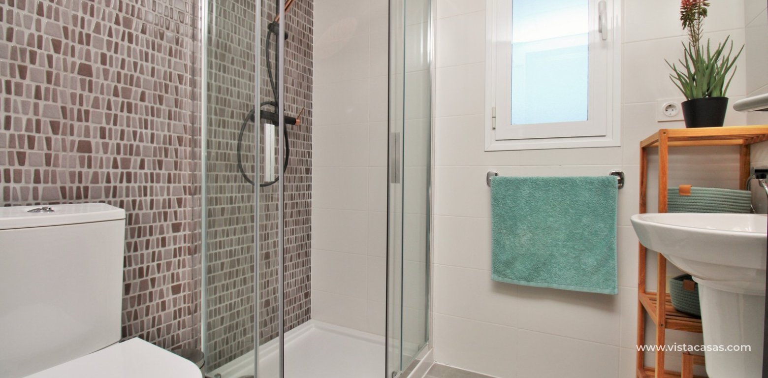 2 Bedroom Apartment in For Sale in Linnea Sol Villamartin bathroom