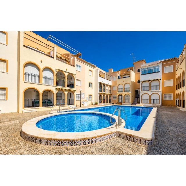 Apartment - Wtórny - Torrevieja - Torrevieja