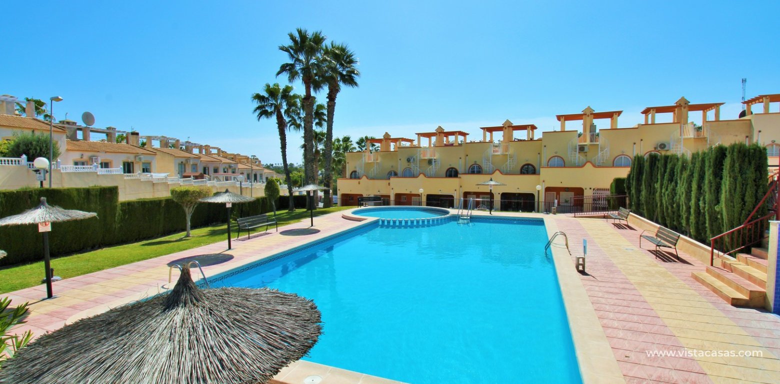 2 Bedroom Townhouse in Florida Golf Villamartin swimming pool