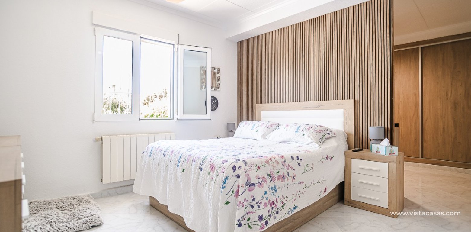 Resale - Villa - La Marina