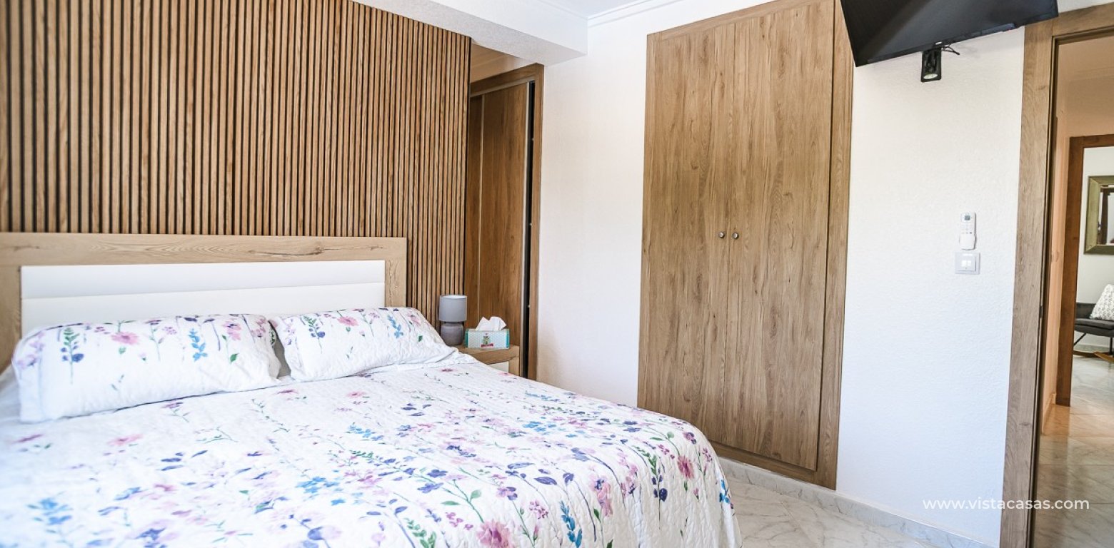 Resale - Villa - La Marina
