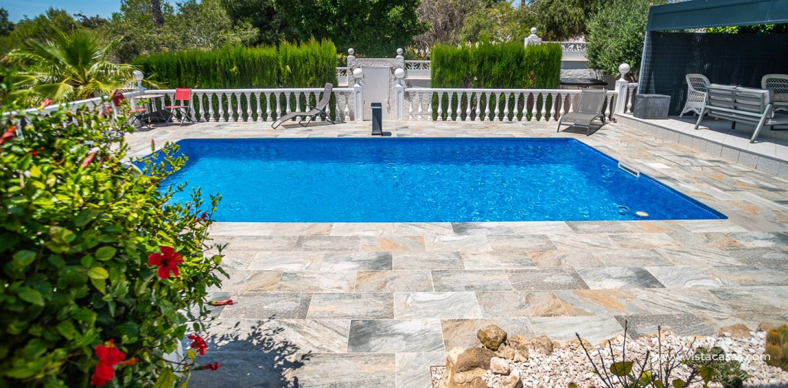 Resale - Villa - La Marina