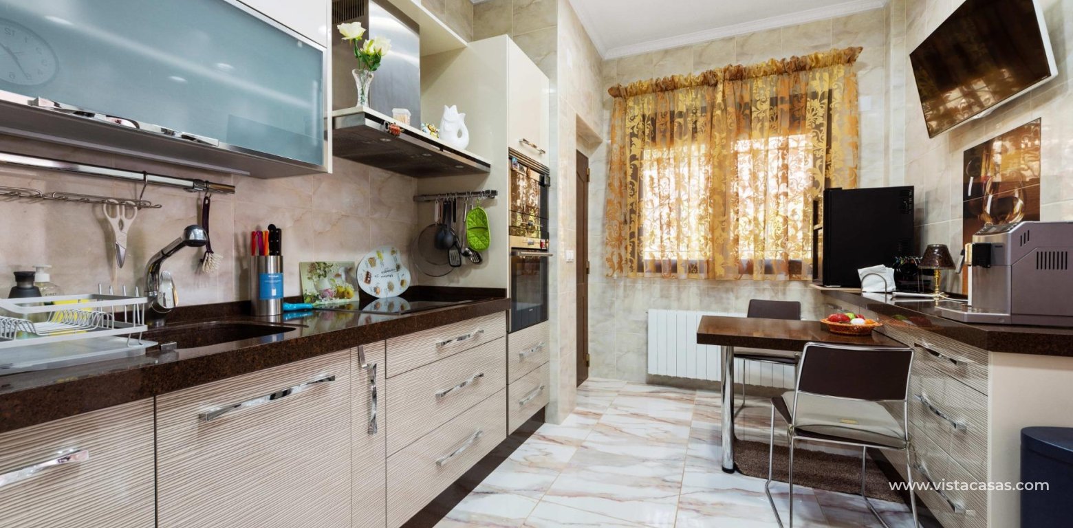 Resale - Villa - Campoamor