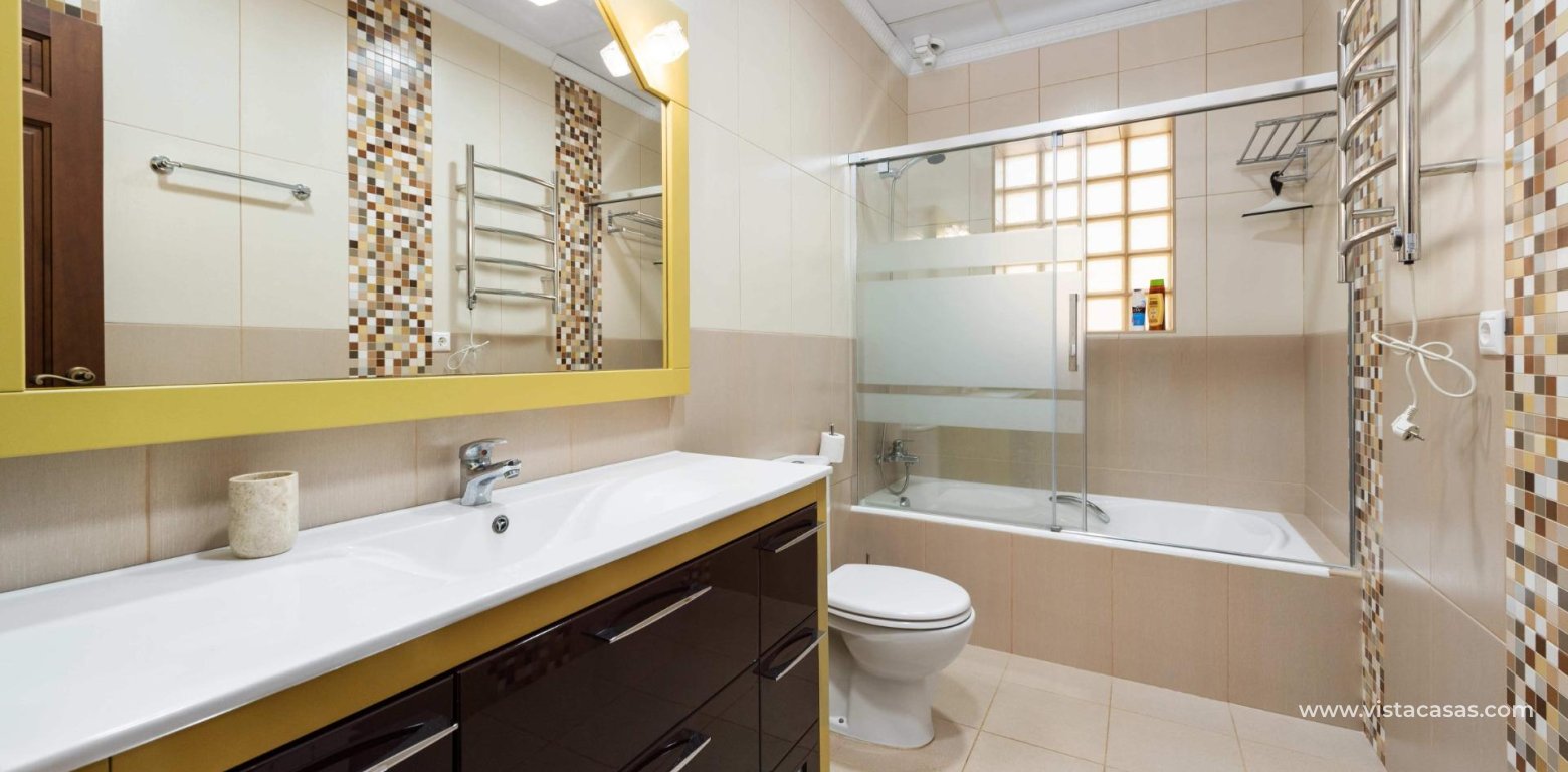 Resale - Villa - Campoamor
