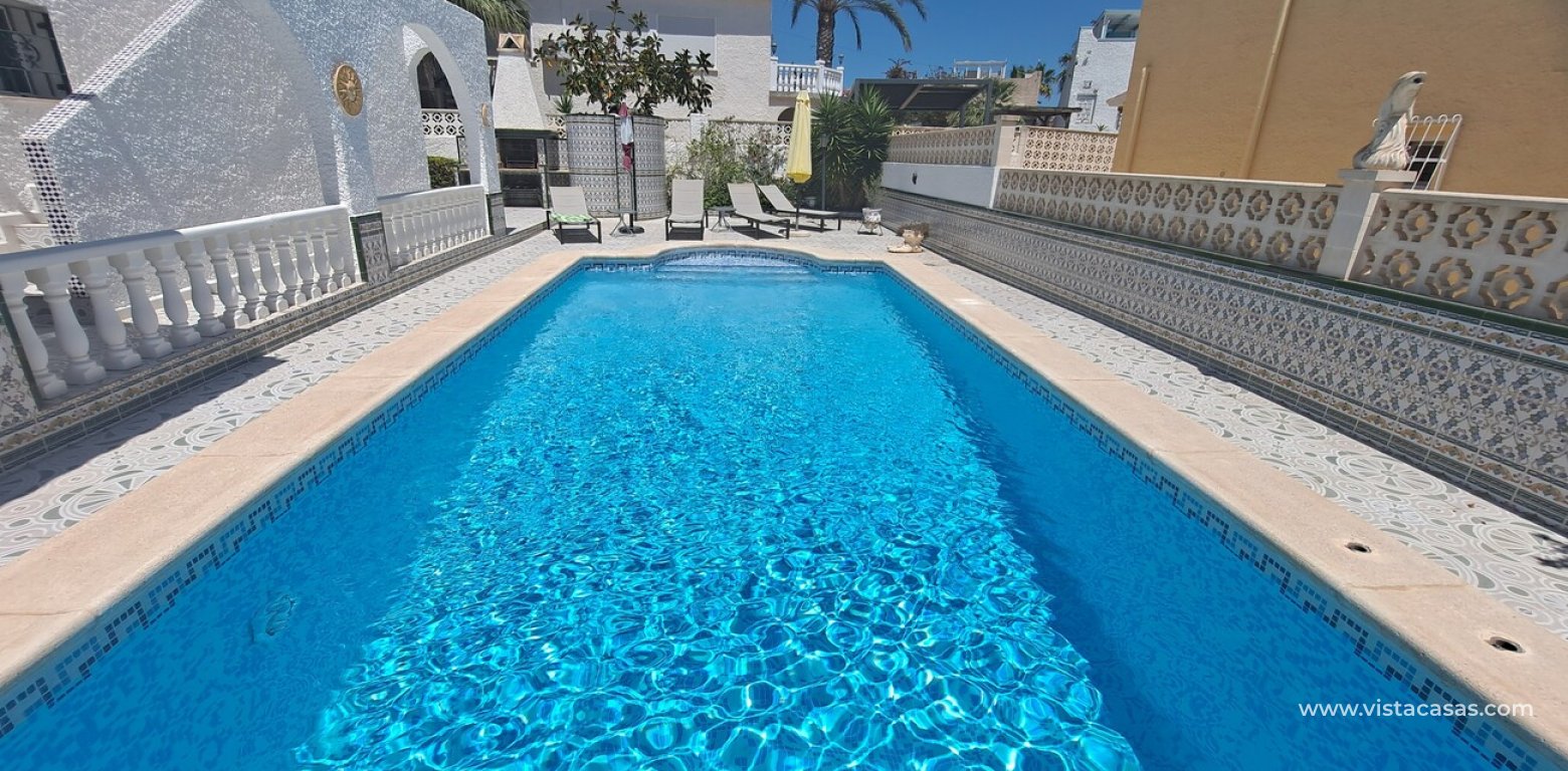 Sale - Villa - Villamartin