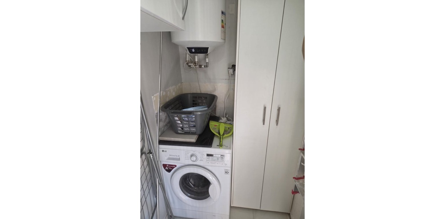 Resale - Apartment - Villamartin