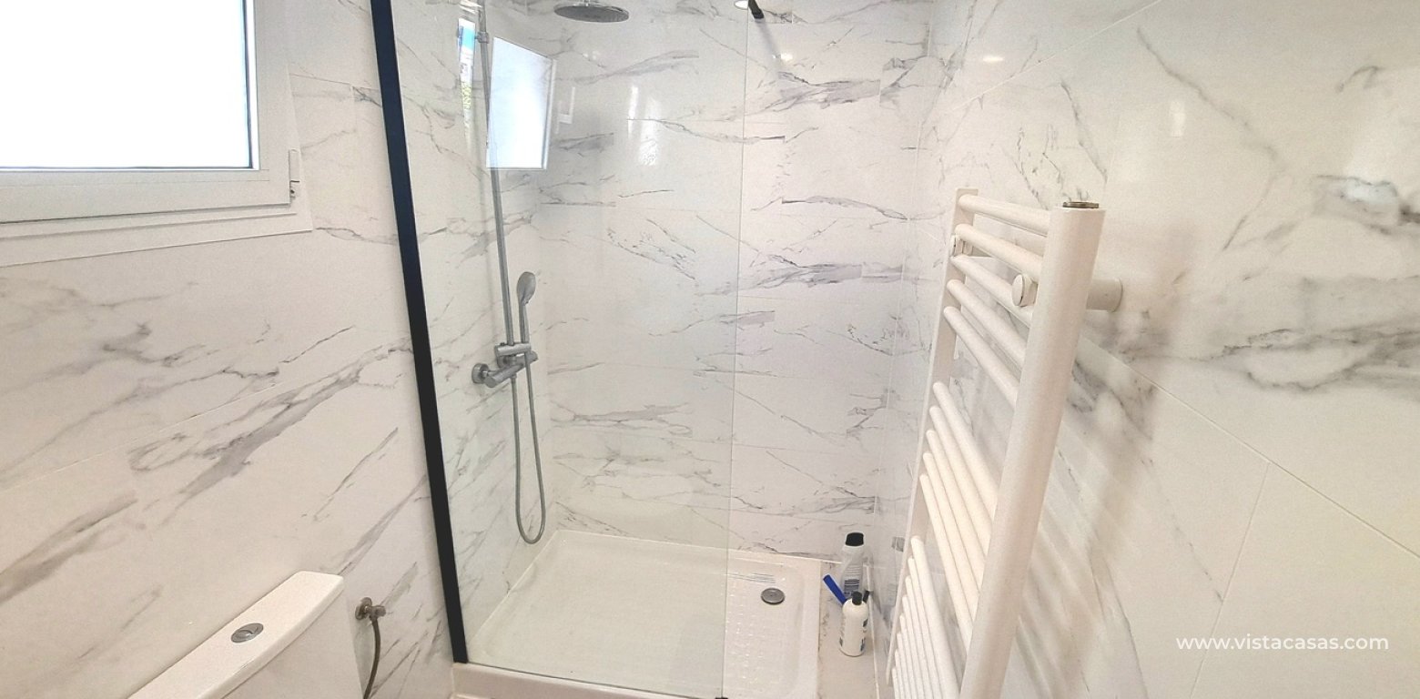 Sale - Villa - Villamartin