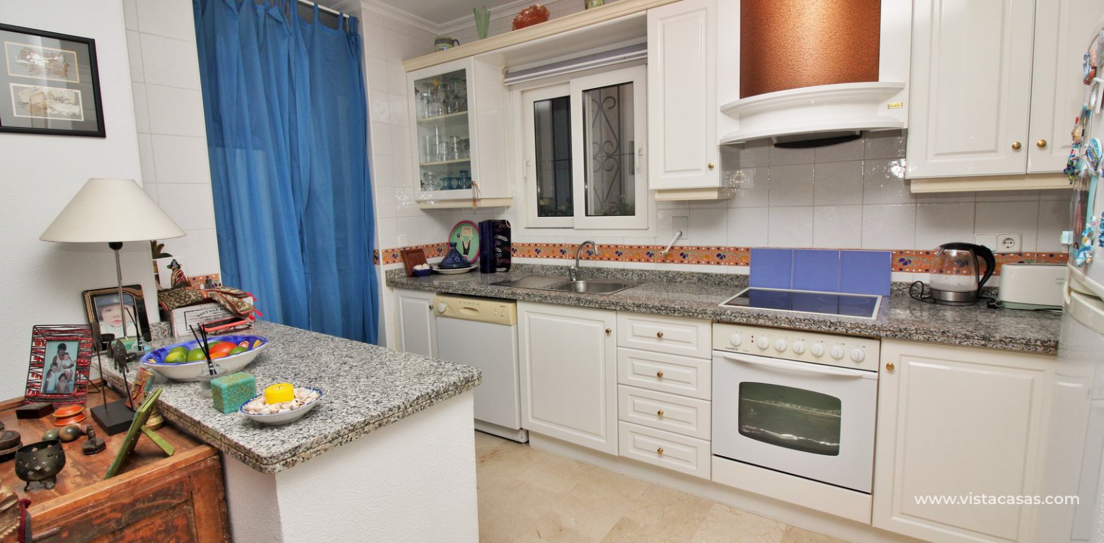 South facing apartment for sale in Los Dolses kitchen