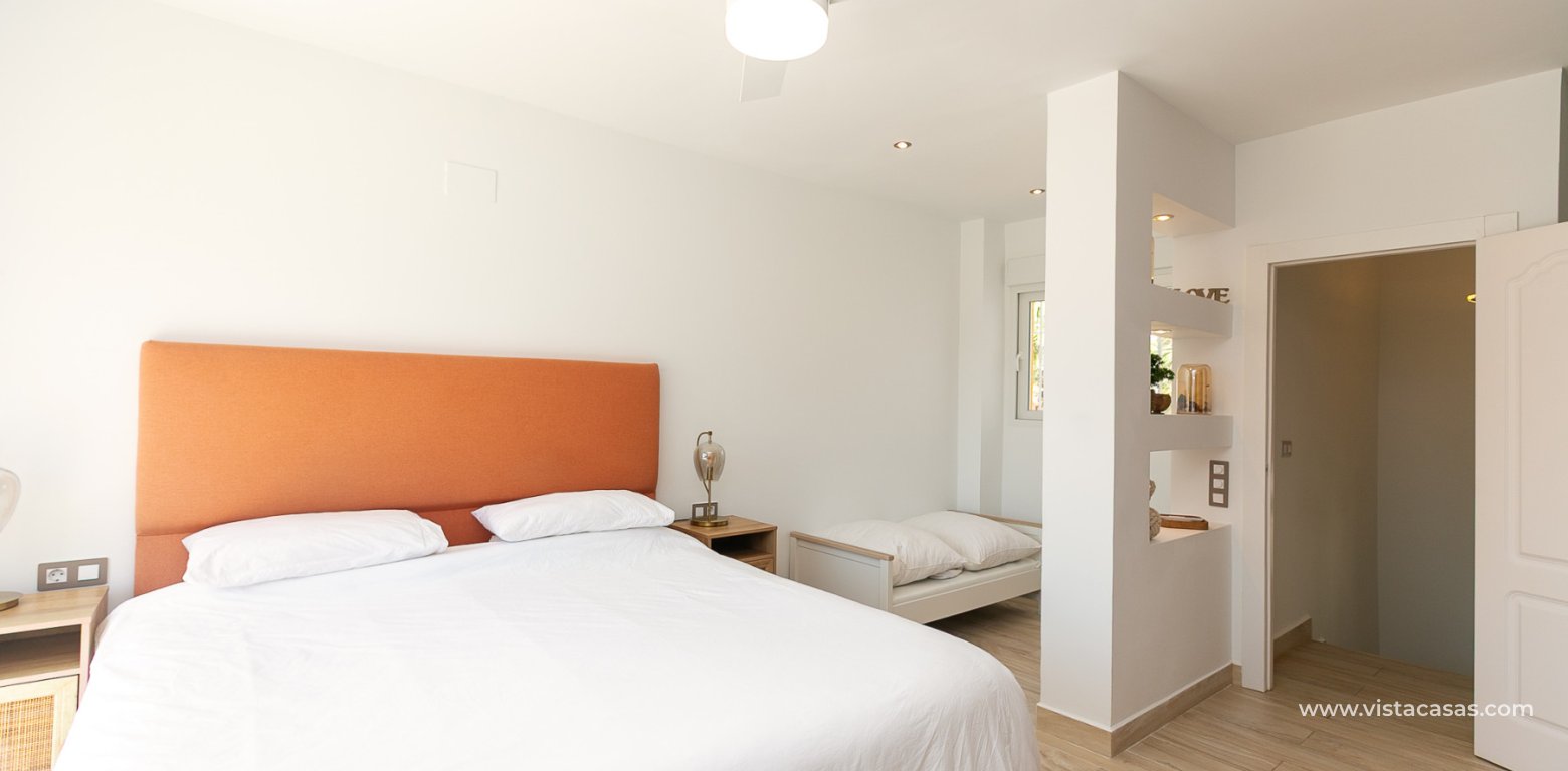Resale - Villa - Villamartin - Los Dolses