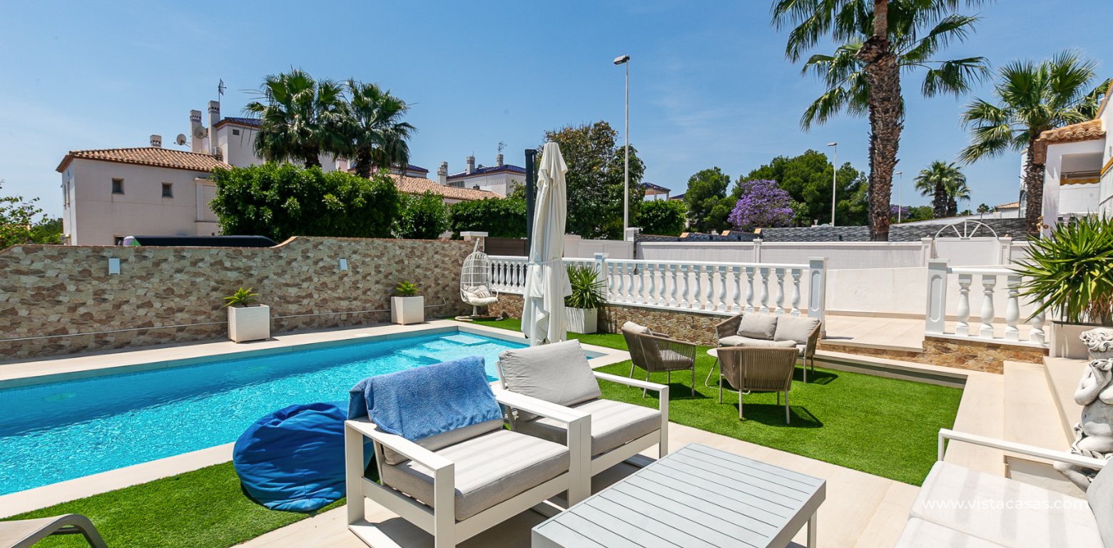 Resale - Villa - Villamartin - Los Dolses