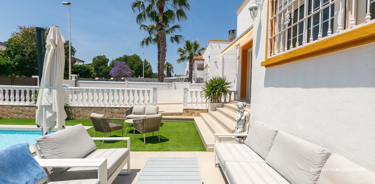 Resale - Villa - Villamartin - Los Dolses