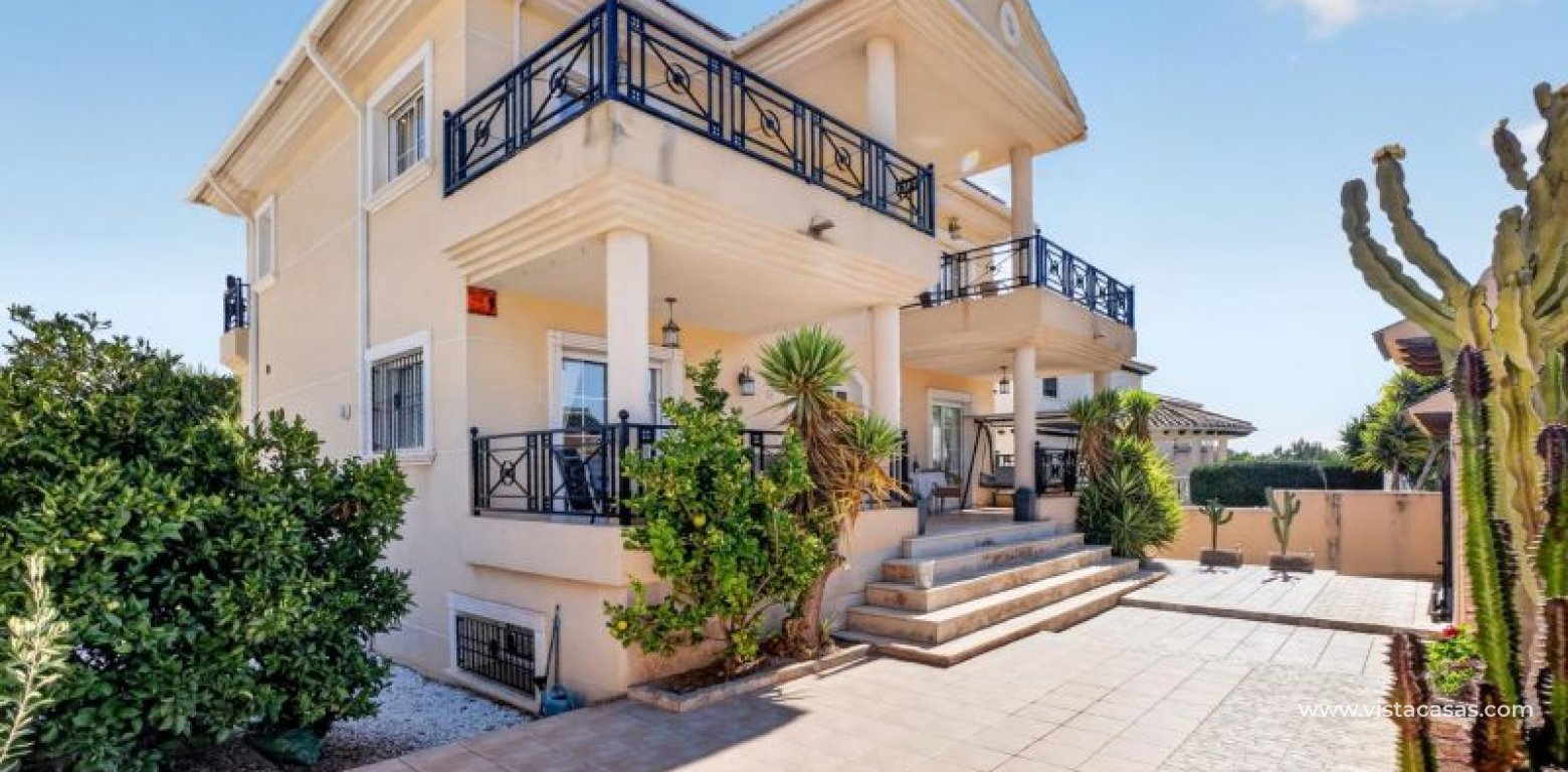 Sale - Villa - La Zenia