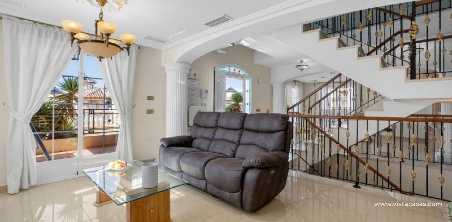Sale - Villa - La Zenia