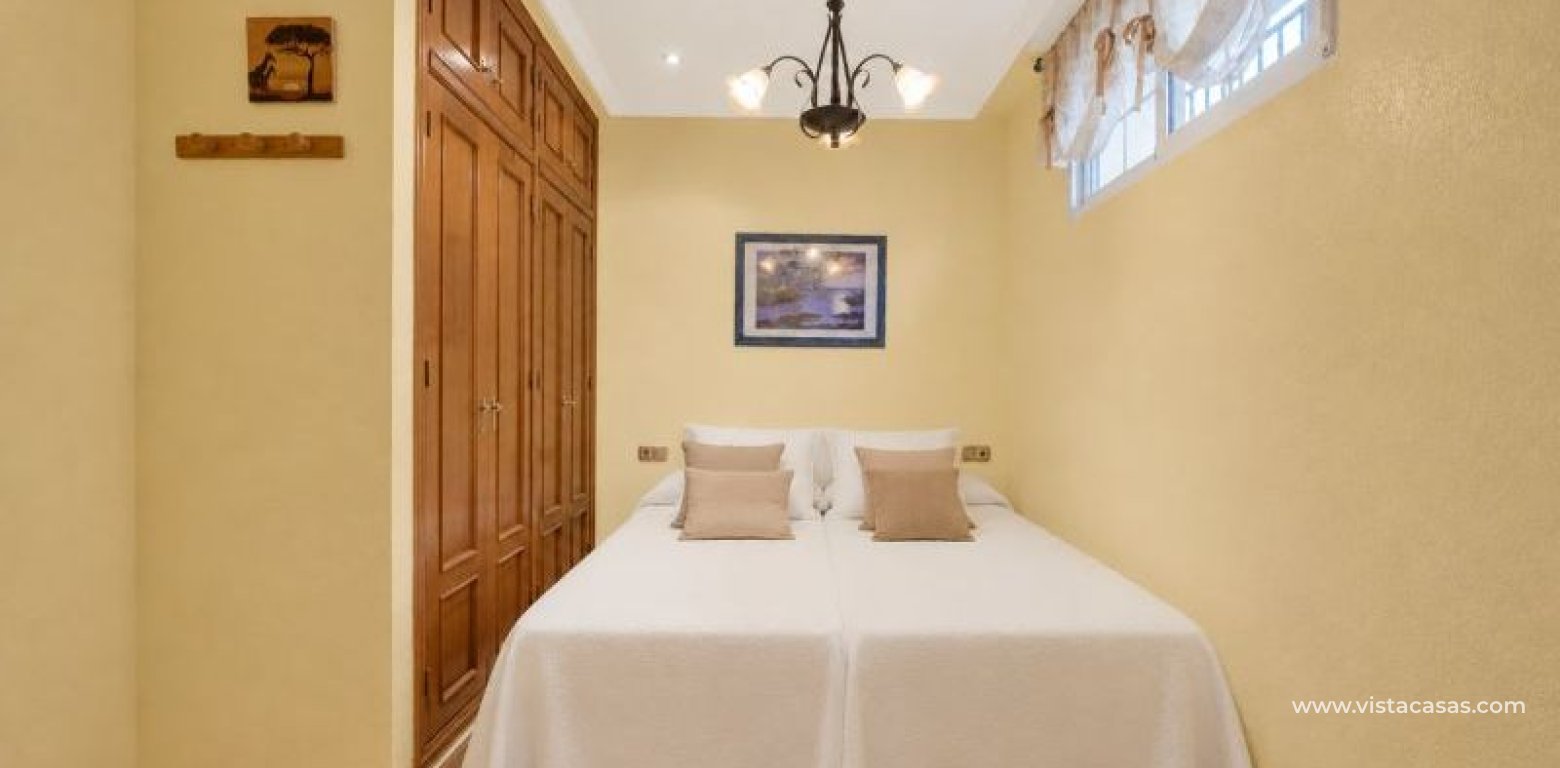 Sale - Villa - La Zenia