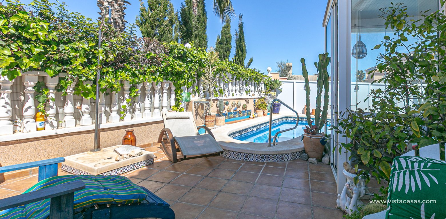 Venta - Chalet - La Zenia