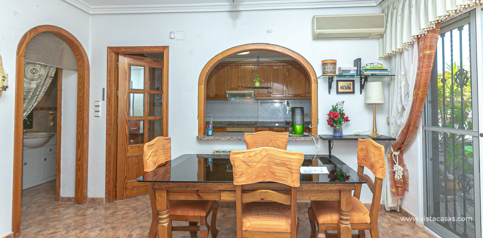 Venta - Chalet - La Zenia