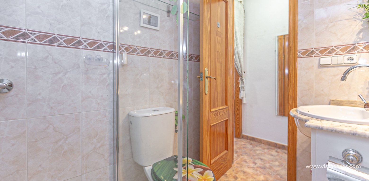 Venta - Chalet - La Zenia