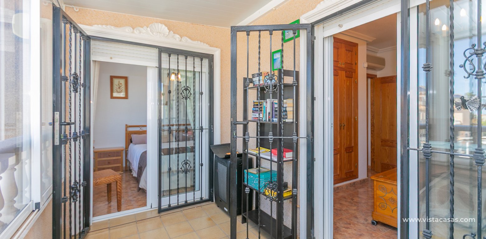 Venta - Chalet - La Zenia