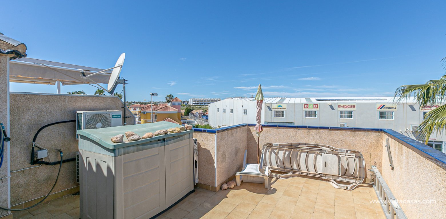 Venta - Chalet - La Zenia