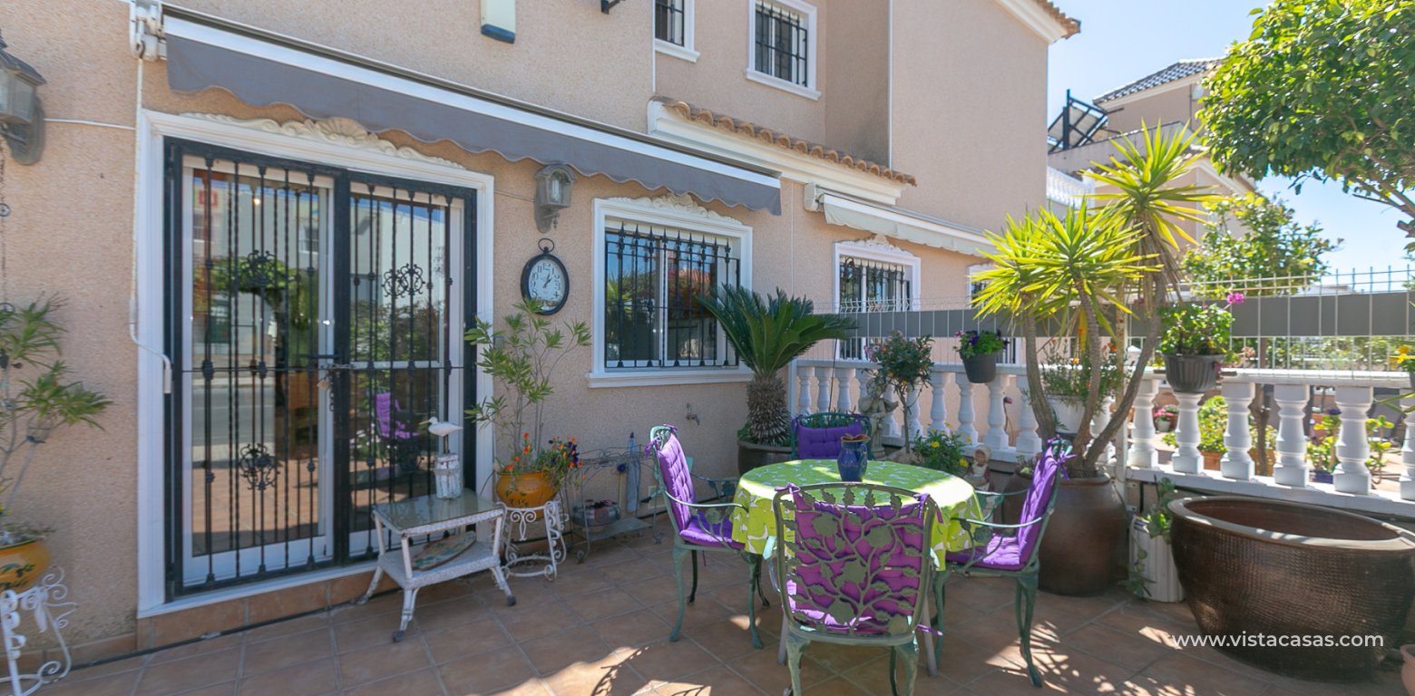 Venta - Chalet - La Zenia