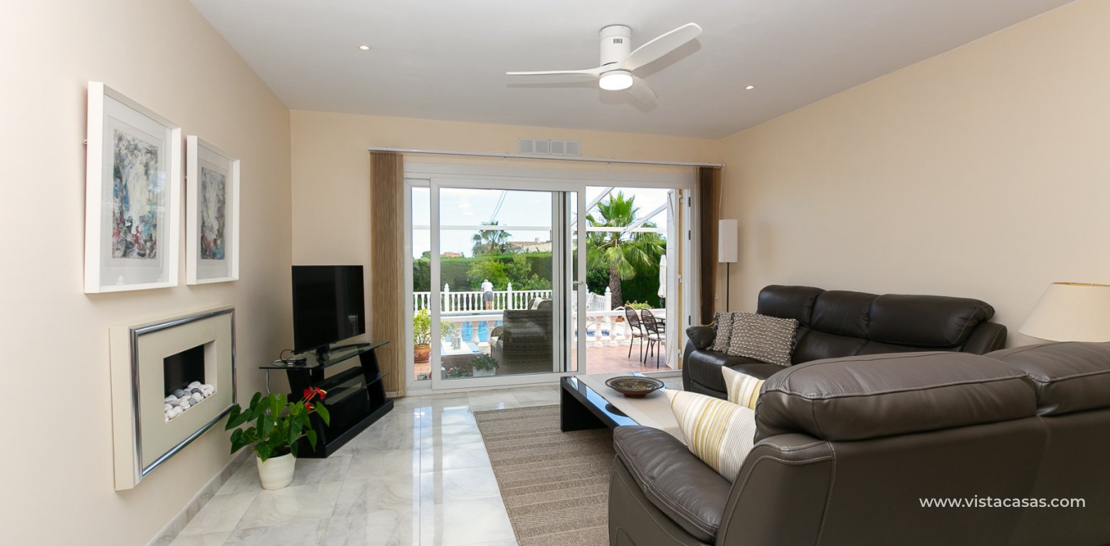 Resale - Villa - Los Balcones