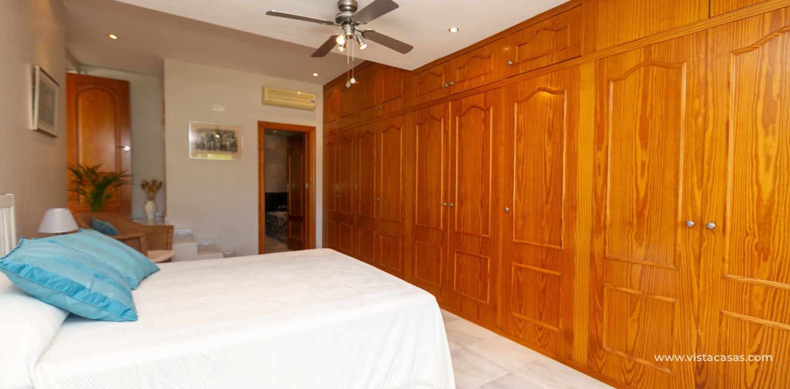 Resale - Villa - Los Balcones