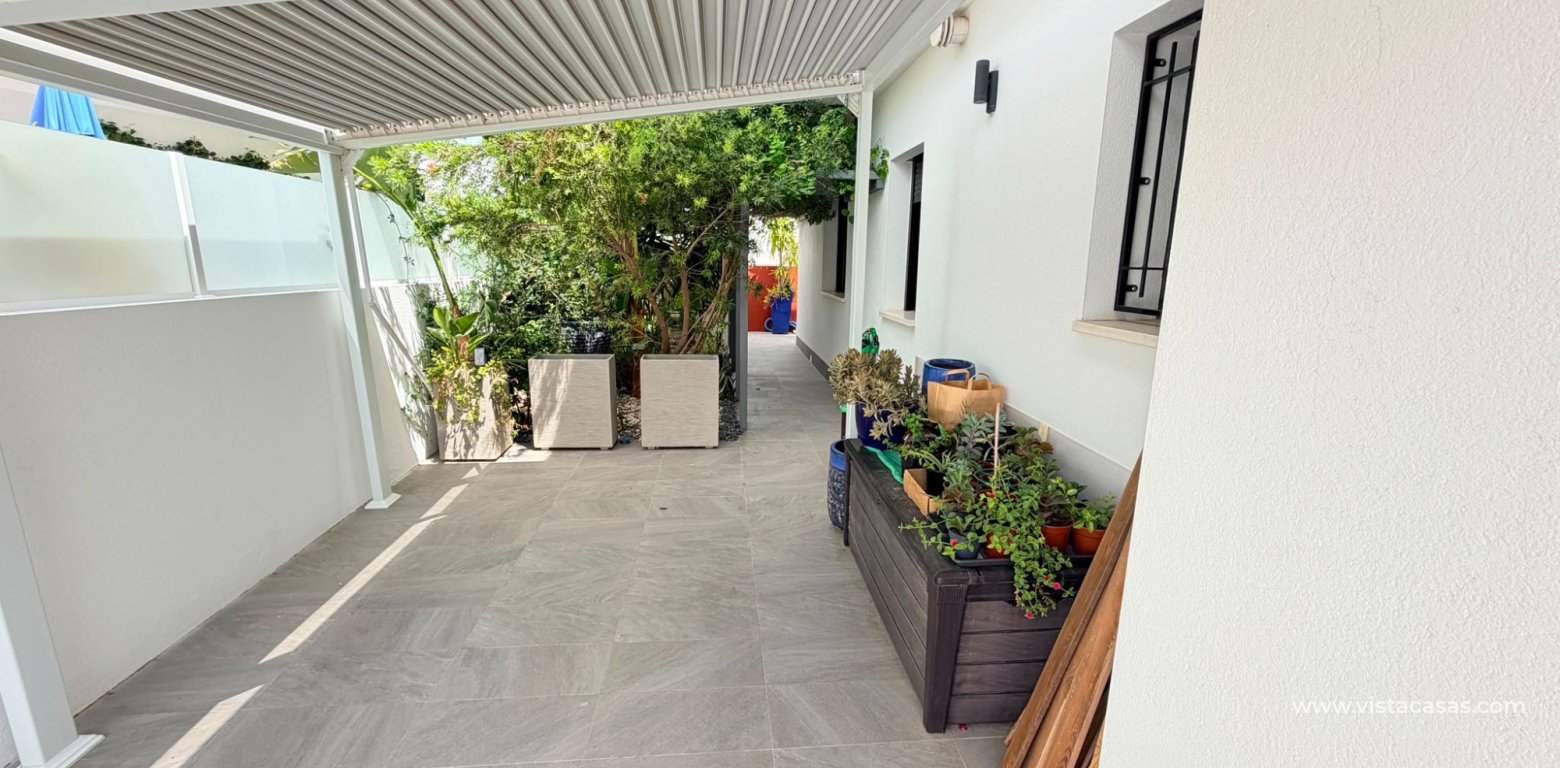 Sale - Villa - Los Montesinos