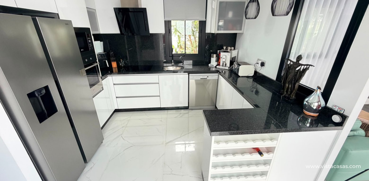 Sale - Villa - Los Montesinos