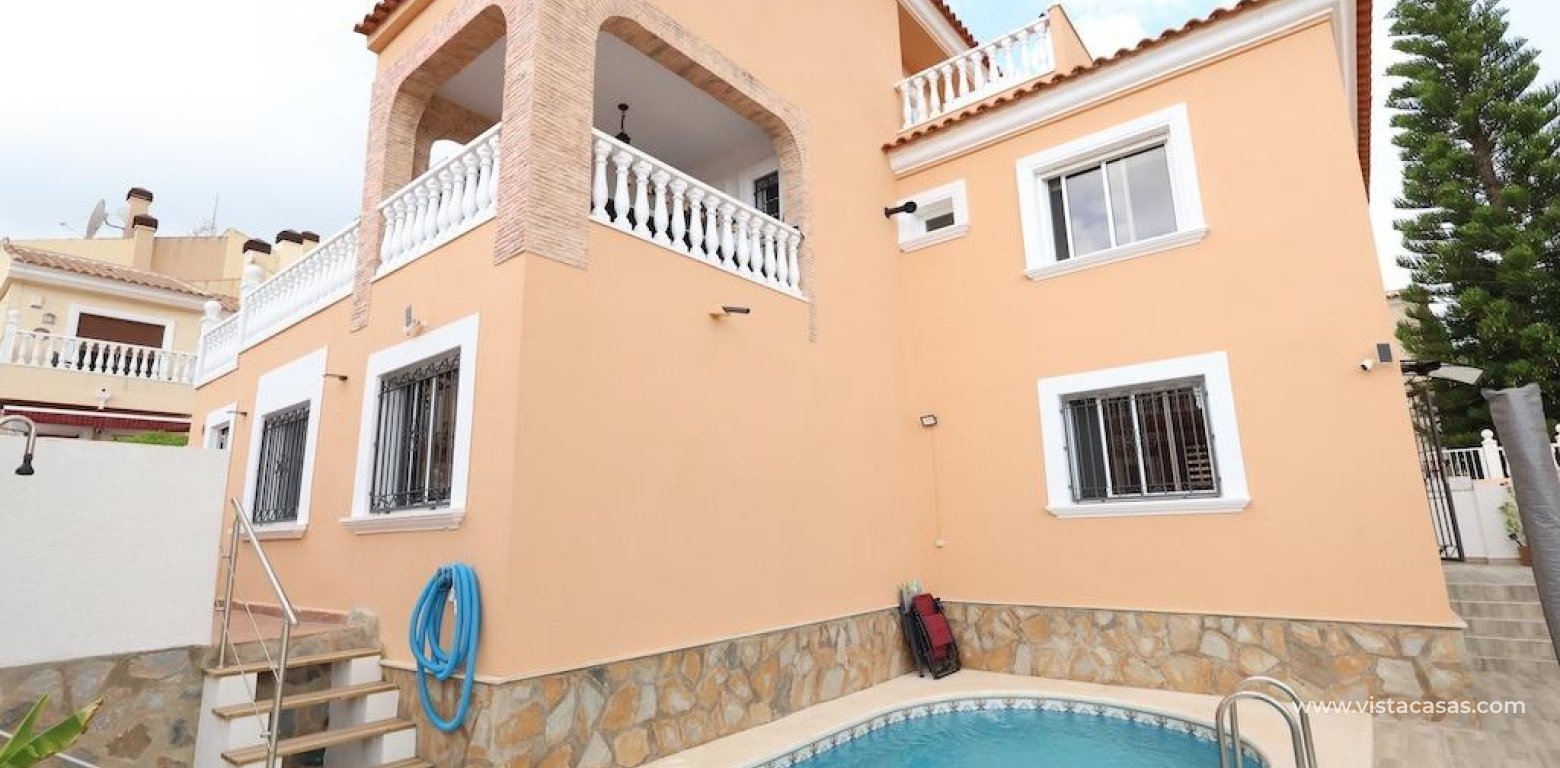 Resale - Villa - Villamartin