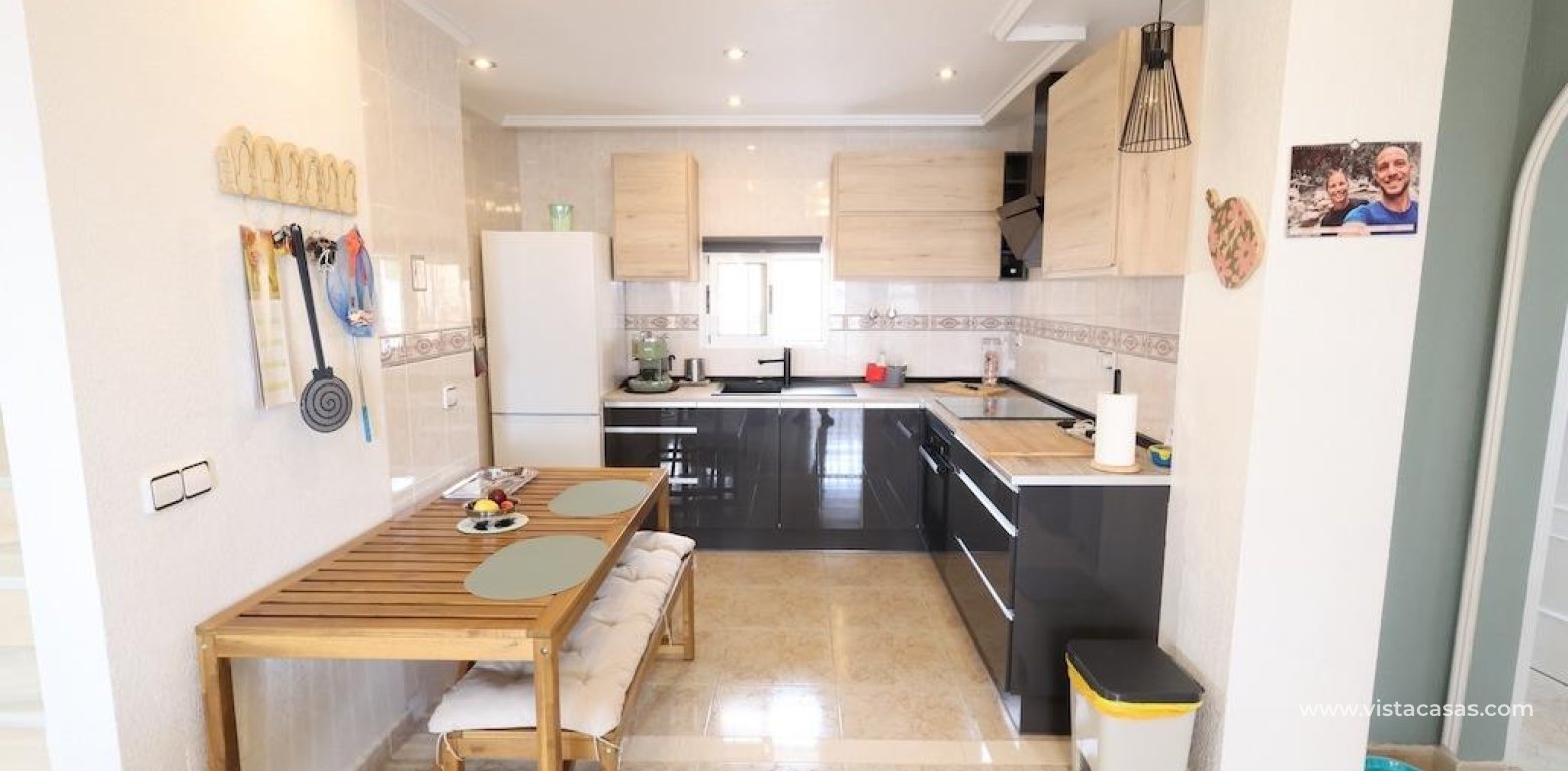 Resale - Villa - Villamartin