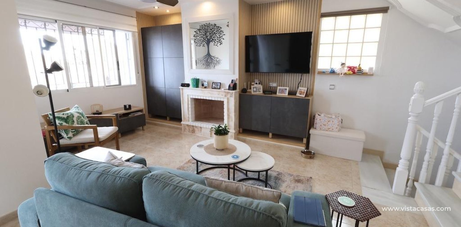 Resale - Villa - Villamartin