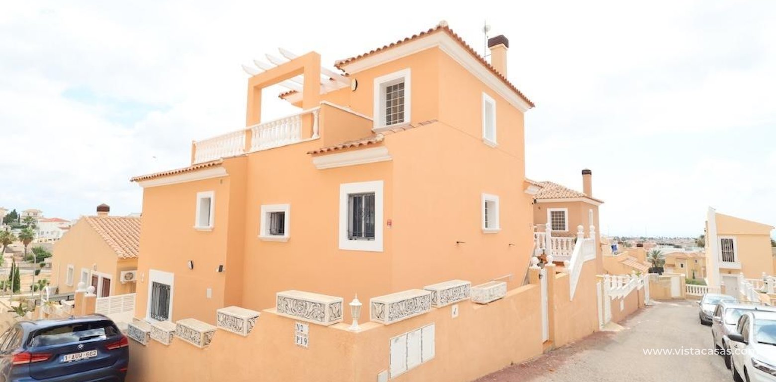 Resale - Villa - Villamartin