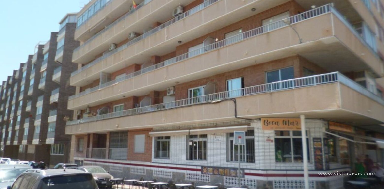 Resale - Apartment - Villamartin