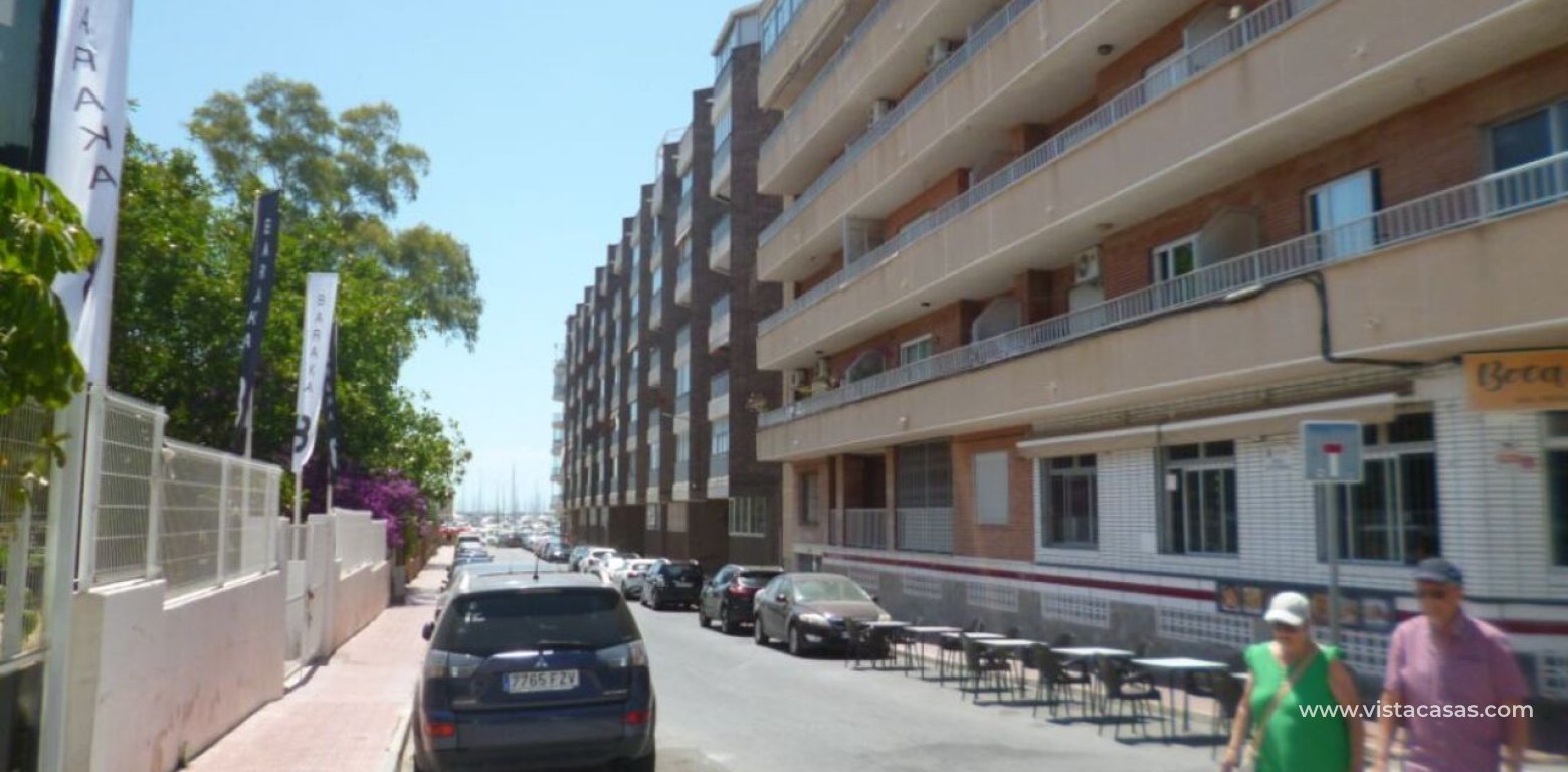 Resale - Apartment - Villamartin