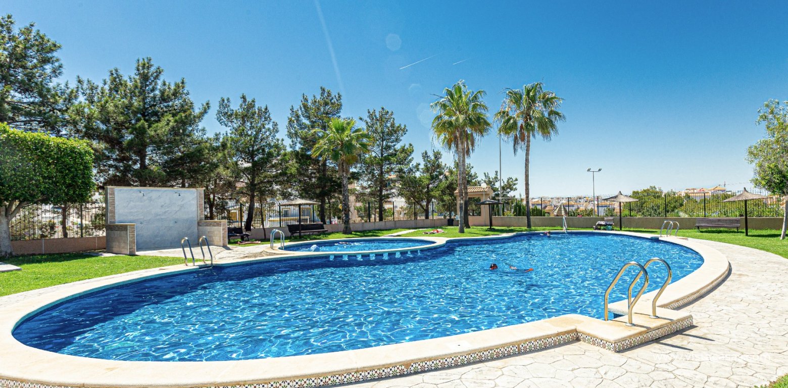 3 Bed Quad Villa with Private Pool For Sale in Dream Hills communal pool