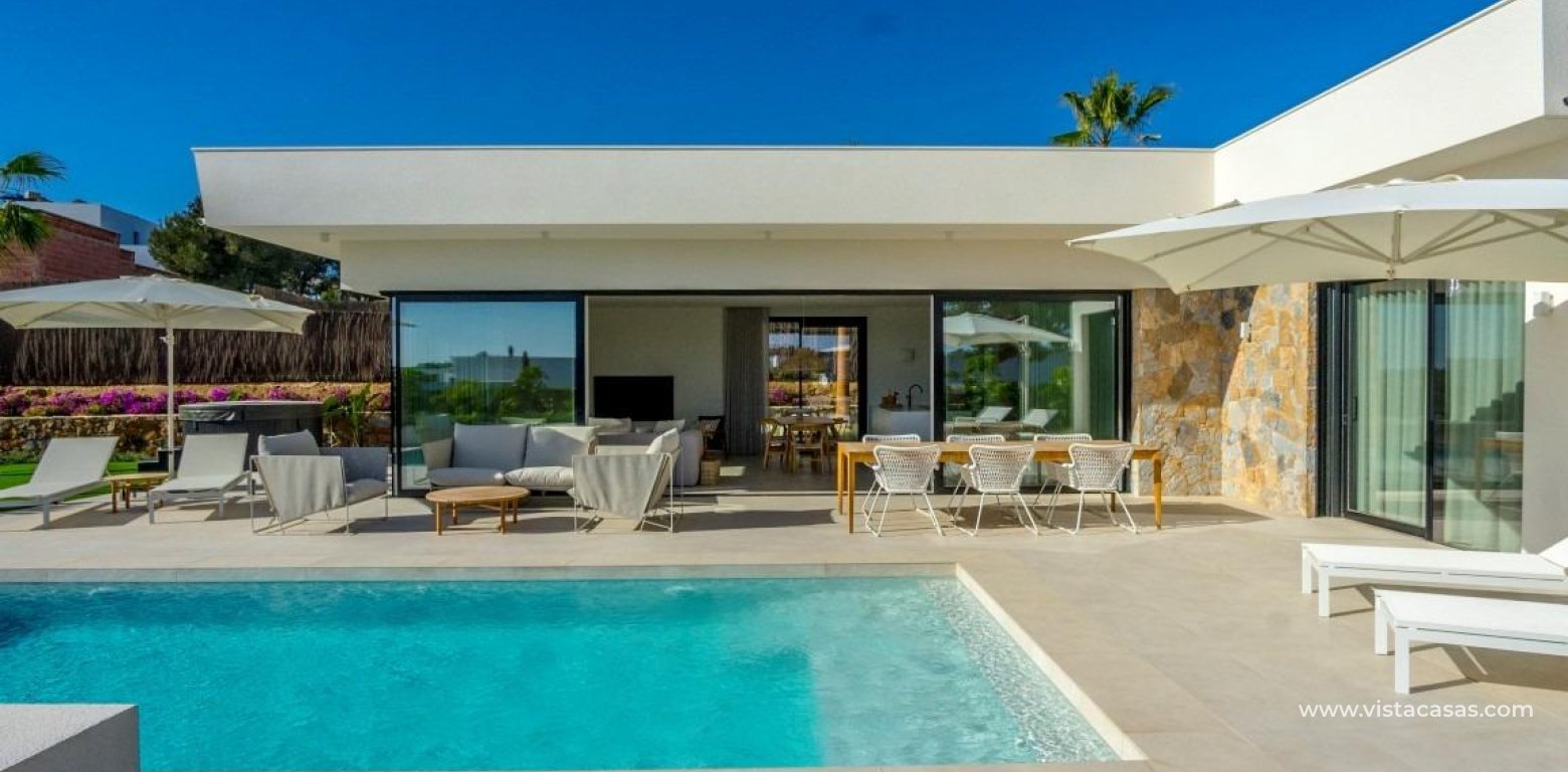 Sale - Villa - Las Colinas Golf
