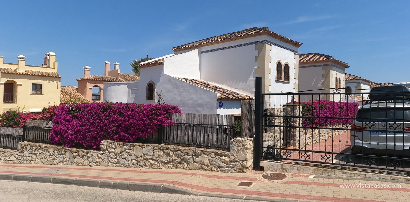 Sale - Villa - Algorfa - La Finca Golf Resort